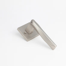 Load image into Gallery viewer, Canal